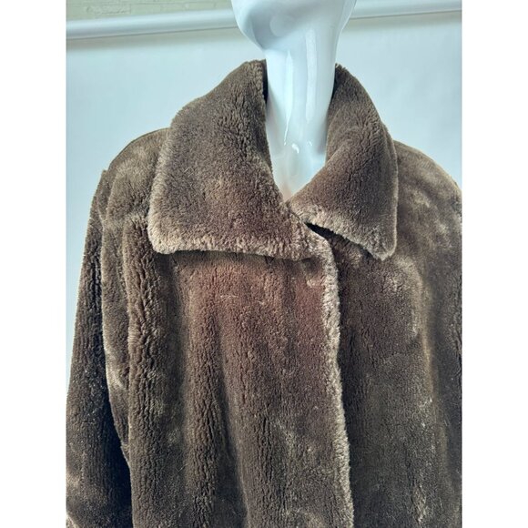 Vintage Faux Fur Brown Coat With Polyester Lining Folded Cuffs & Collar Size Lar - Picture 10 of 16